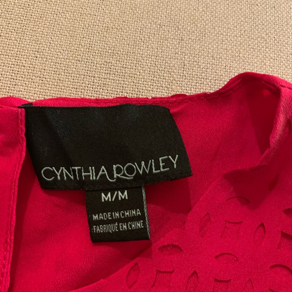 Fuchsia Lattice Blouse - Picture 4 of 4